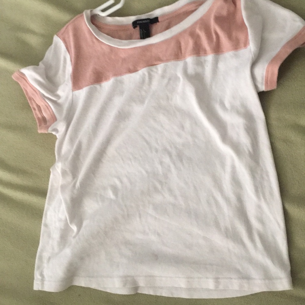 Cute pink and white top